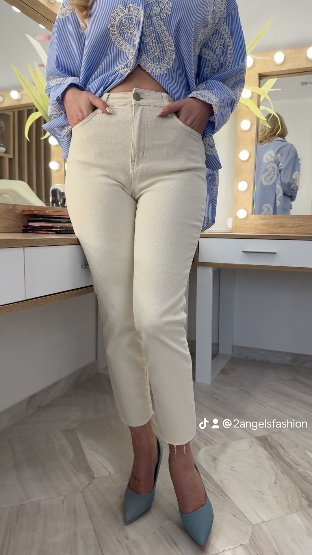 Τζιν παντελόνι mum fit-μπεζ