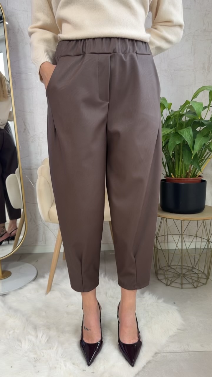 Δερματίνη παντελόνι με λάστιχο στην μέση-Καφε