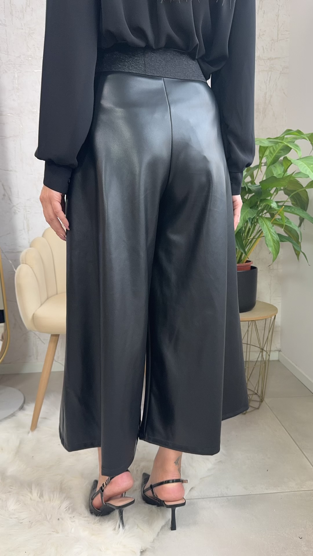 Δερματίνη παντελόνι ζιπ- Μαύρο