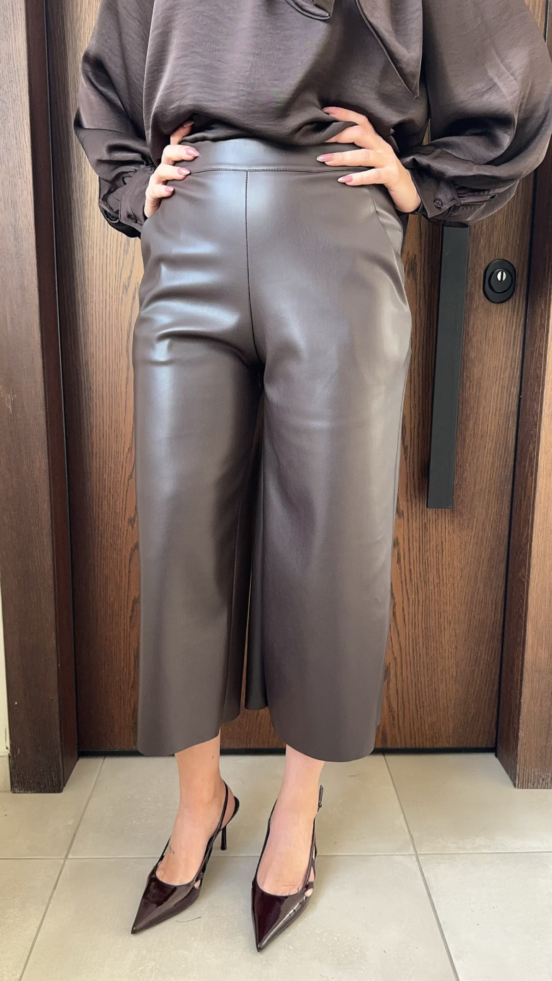 Δερματίνη ζιπ- Καφέ