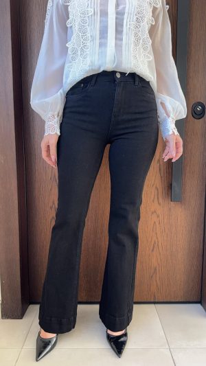 Ελαστική τζιν καμπάνα-Μαύρο