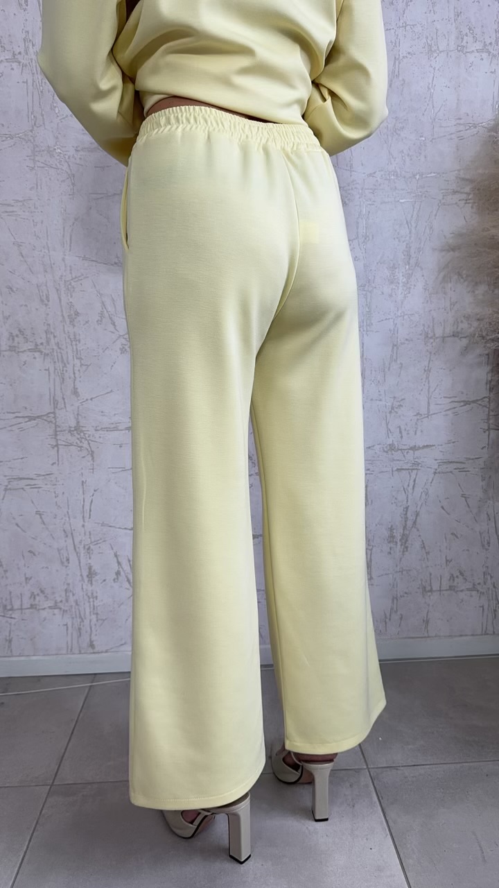 Σετ φόρμας με φουλάρι- Κίτρινο