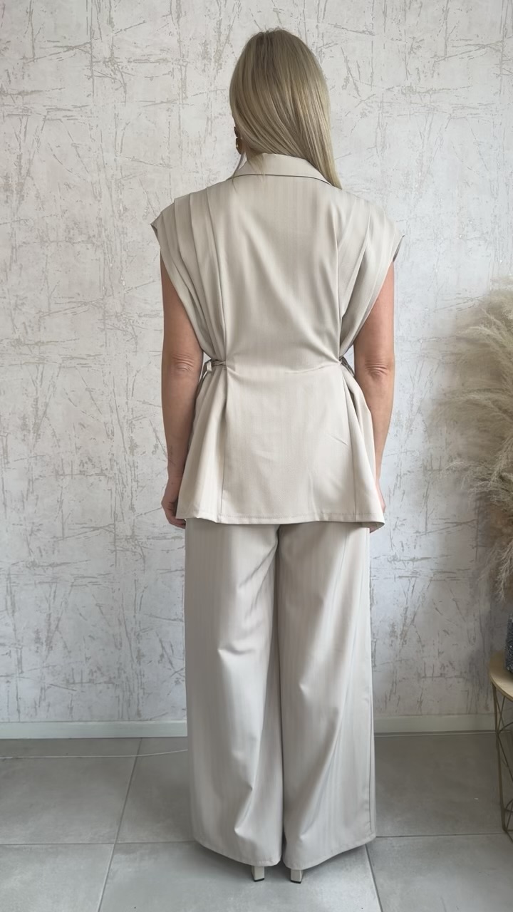 Σετ αμάνικο κοστούμι- Μπεζ
