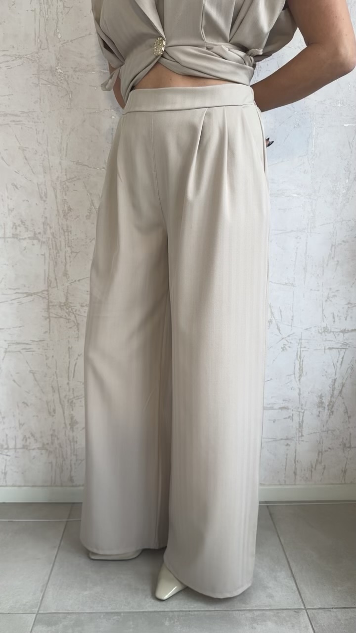 Σετ αμάνικο κοστούμι- Μπεζ