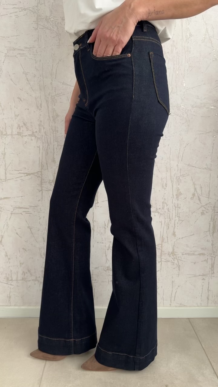 Ελαστική τζιν καμπάνα- Μπλε