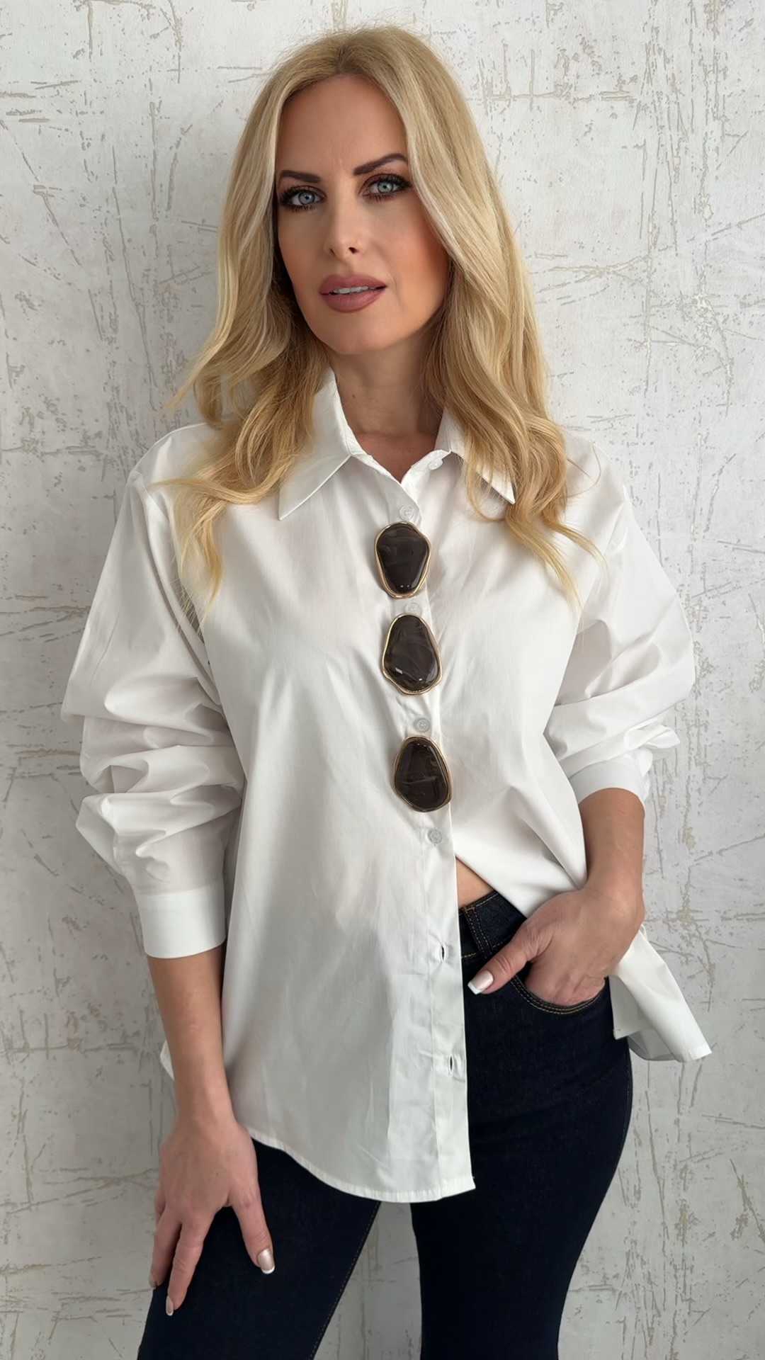 Πουκάμισο με κουμπιά μεγάλα