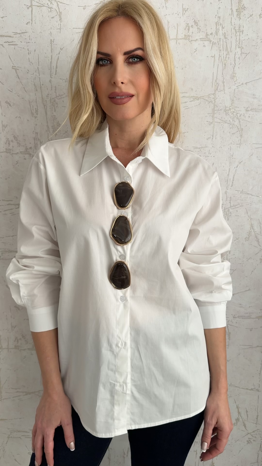 Πουκάμισο με κουμπιά μεγάλα