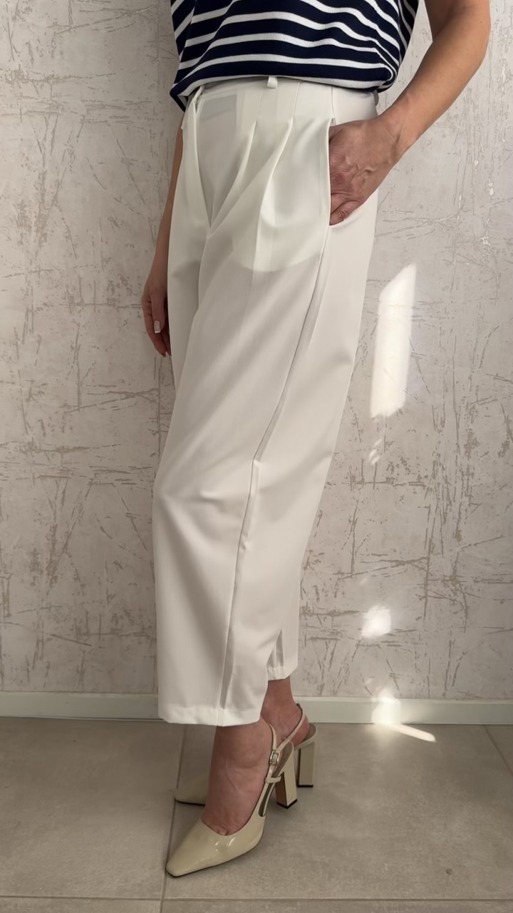 Παντελόνι με πιέτες-Λευκο