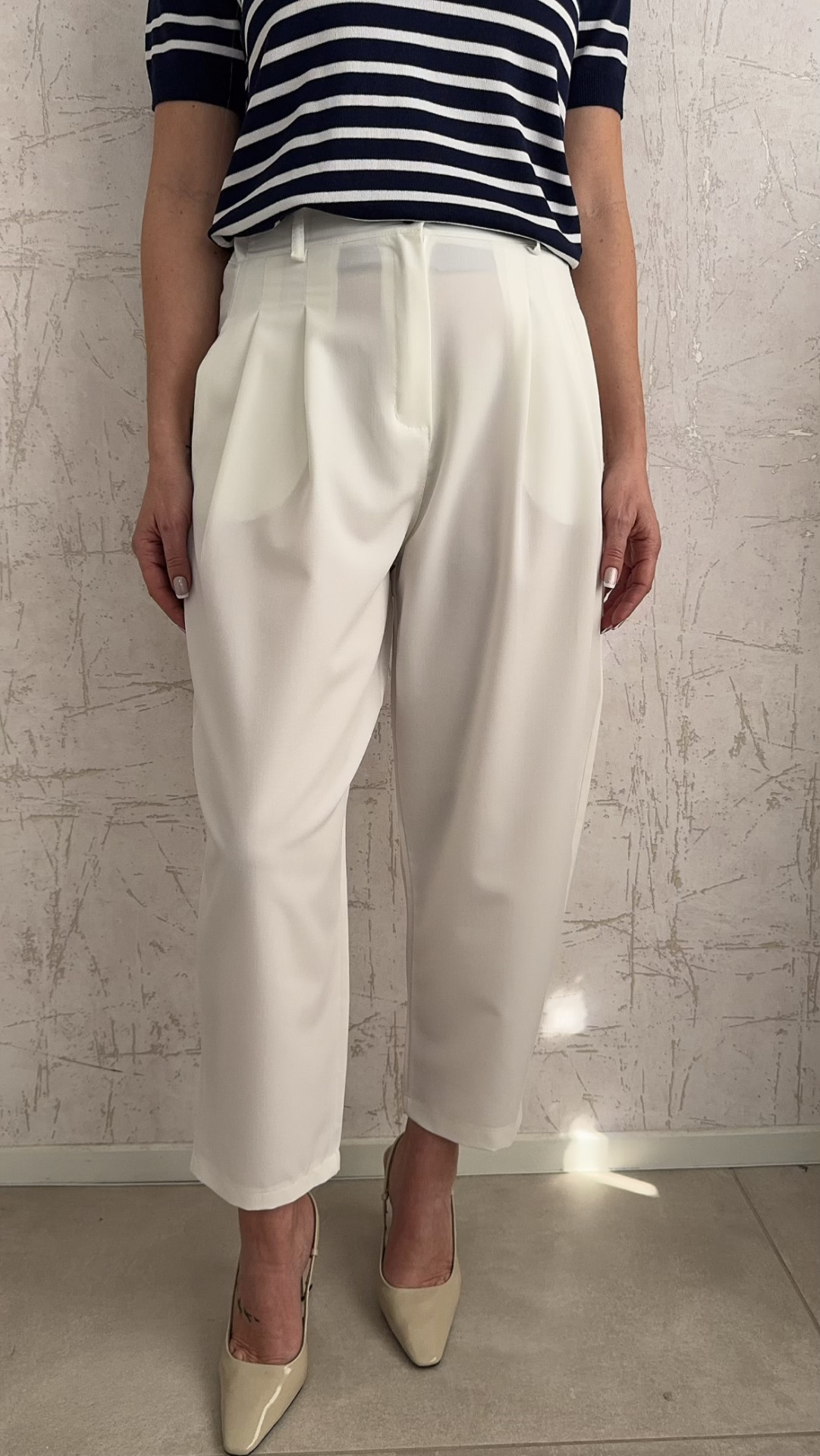 Παντελόνι με πιέτες-Λευκο