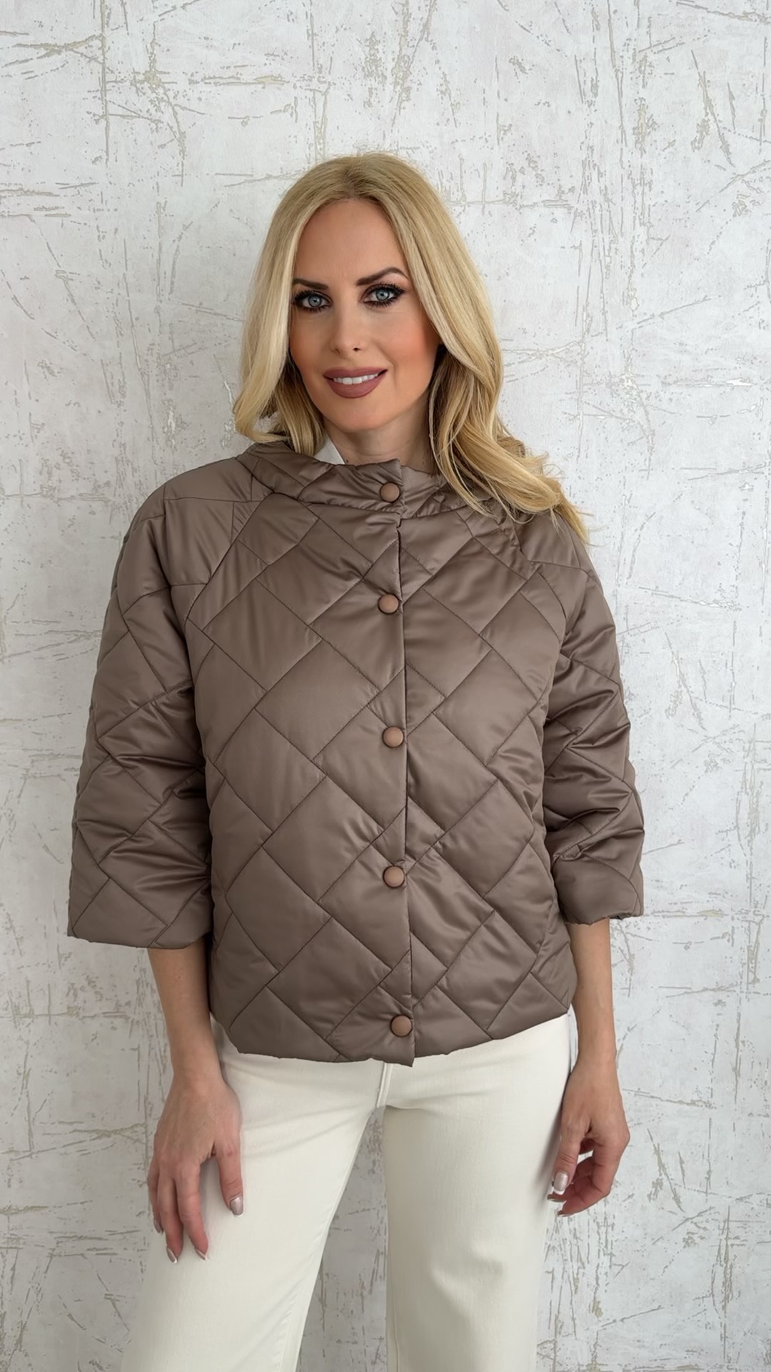 Καπιτονέ μπουφάν με 3/4 μανίκι