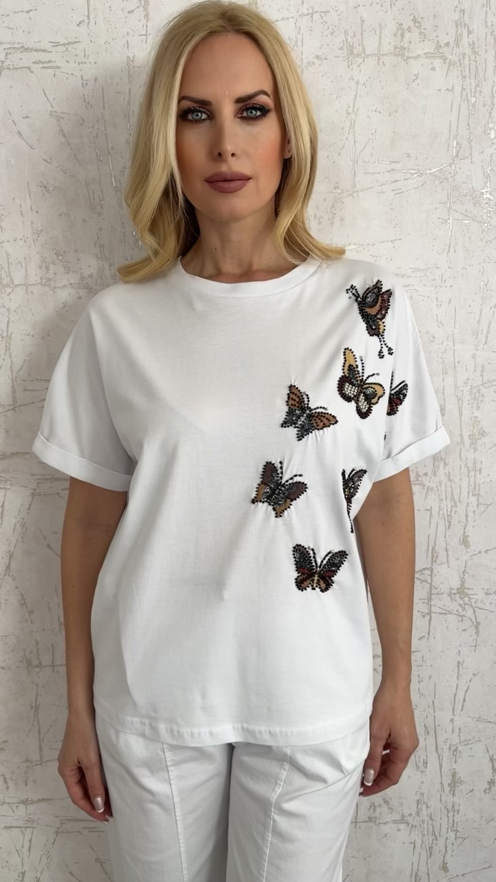T-shirt με πεταλούδες