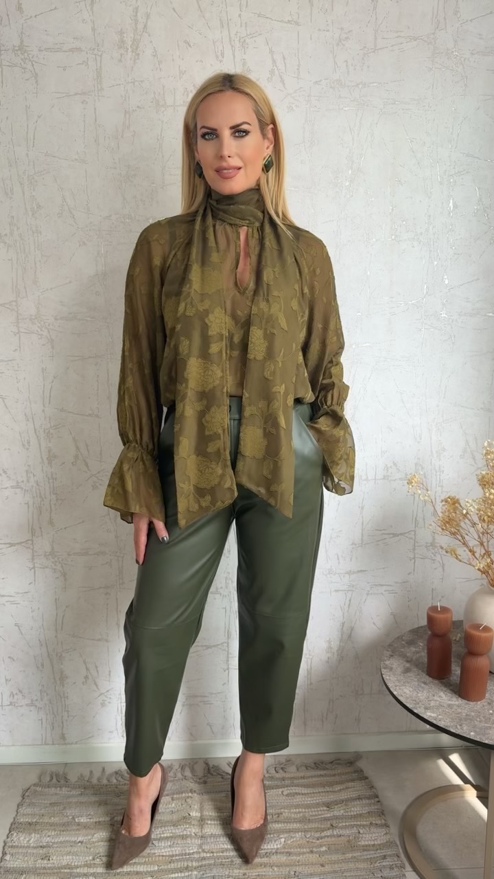 Nebbia Blouse-Lime