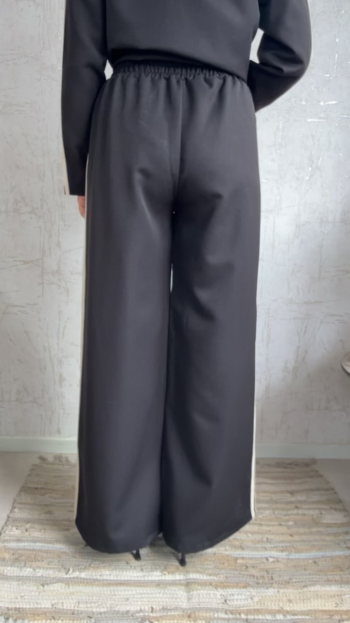 Sport Chic Twin Set-Μαυρο